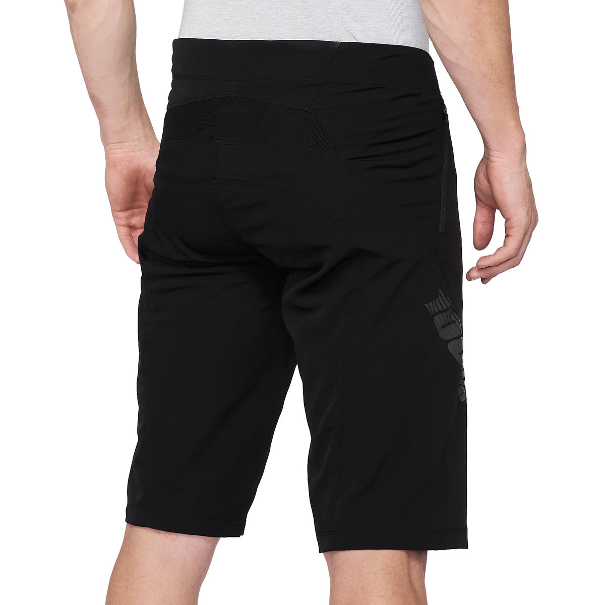 AIRMATIC Shorts Black